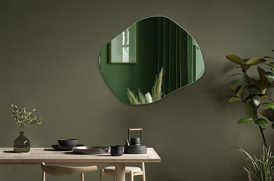 A mirror with a selectable surface colour is a functional and elegant addition that will match any interior. Choose the colour of the mirror surface to suit your individual needs and the style of the room. A variety of surface colours are available, including golden and iron gray. The mirror can be used in all rooms, such as the bathroom, bedroom, hallway or living room. Simple in terms of installation and daily maintenance.