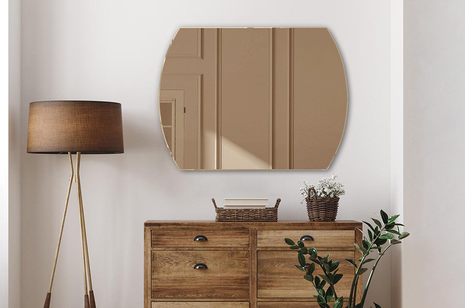 A made-to-measure mirror is the ideal solution for those who want a perfect fit. Available in a variety of sizes, our made-to-measure mirrors will add a unique touch to any interior. Choose the size you want!